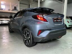 Toyota C-HR HYBRIDE 122 CH E-CVT Edition LED CARPLAY CAMERA GARANTIE 12 MOIS complet