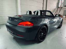 BMW Z4 Roadster sDrive 18i 2.0 156 CH BVM6 Lounge CLIM AUTO XENON JA18 GARANTIE 12 MOIS complet