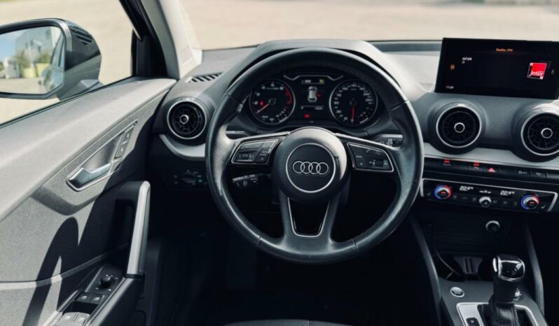 Audi Q2 35 TFSI 150 CH S-Tronic 7 Business Line MATRIX LED CARPLAY CAMERA JA17 KEYLESS GARANTIE 12 MOIS complet