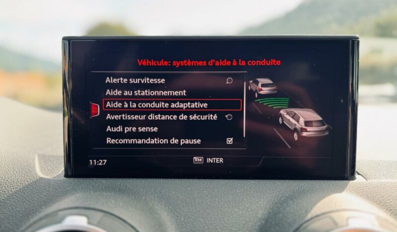 Audi Q2 35 TFSI 150 CH S-Tronic 7 Business Line MATRIX LED CARPLAY CAMERA JA17 KEYLESS GARANTIE 12 MOIS complet